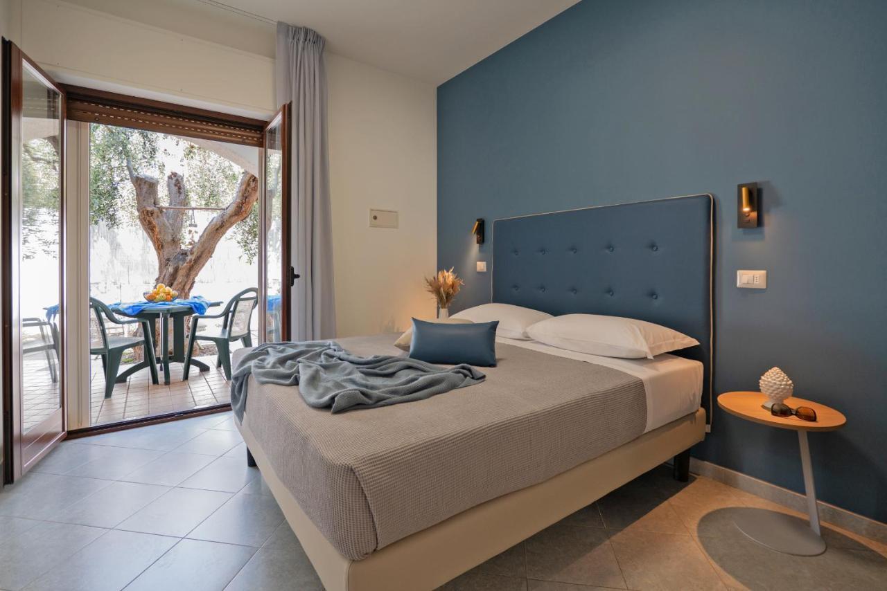 Hotel Residence Torre Del Porto Mattinata Ngoại thất bức ảnh
