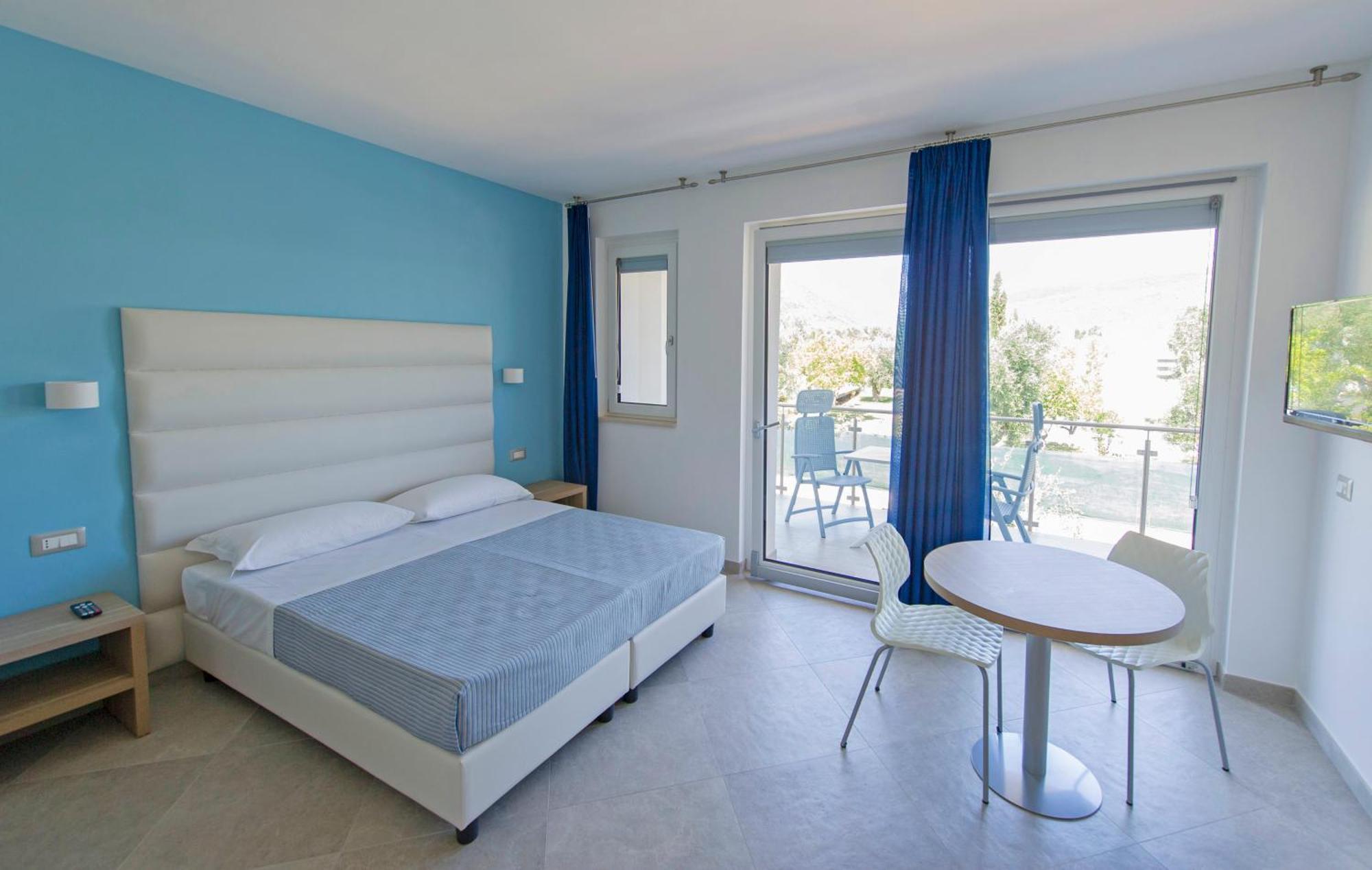 Hotel Residence Torre Del Porto Mattinata Ngoại thất bức ảnh