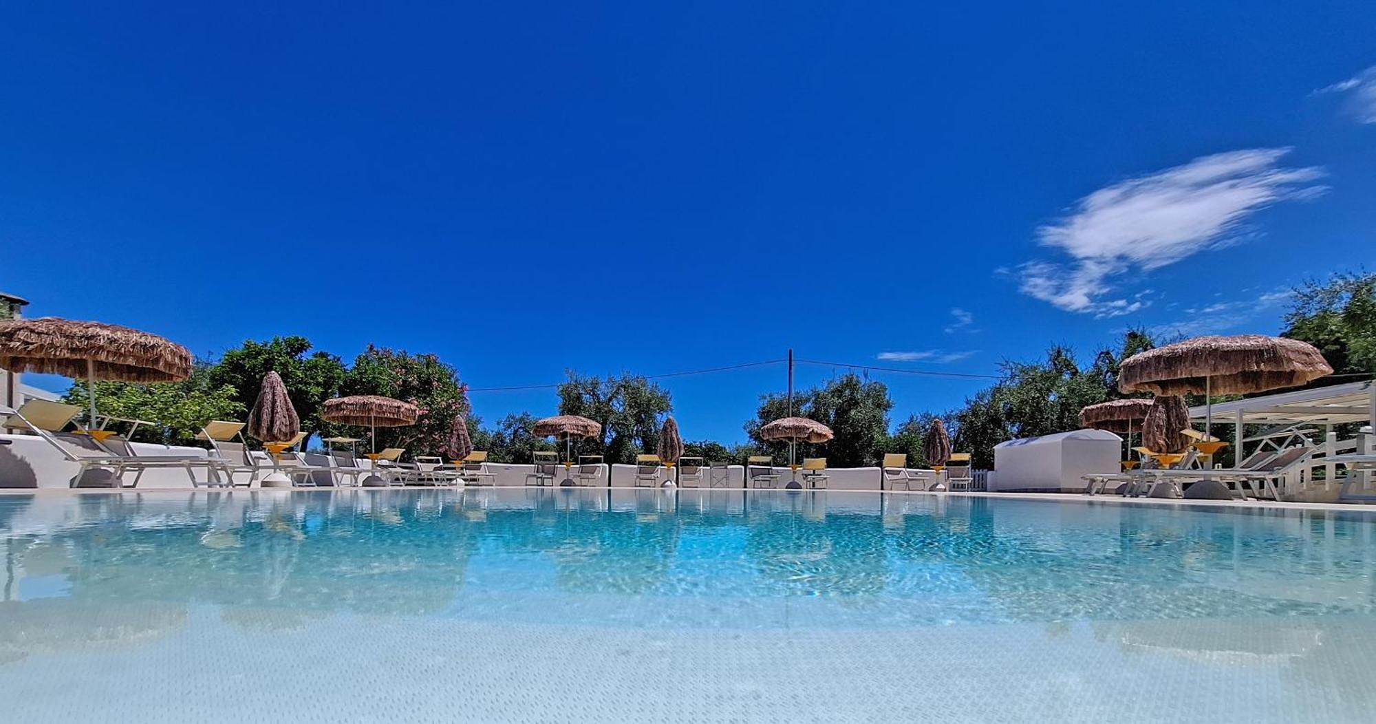 Hotel Residence Torre Del Porto Mattinata Ngoại thất bức ảnh